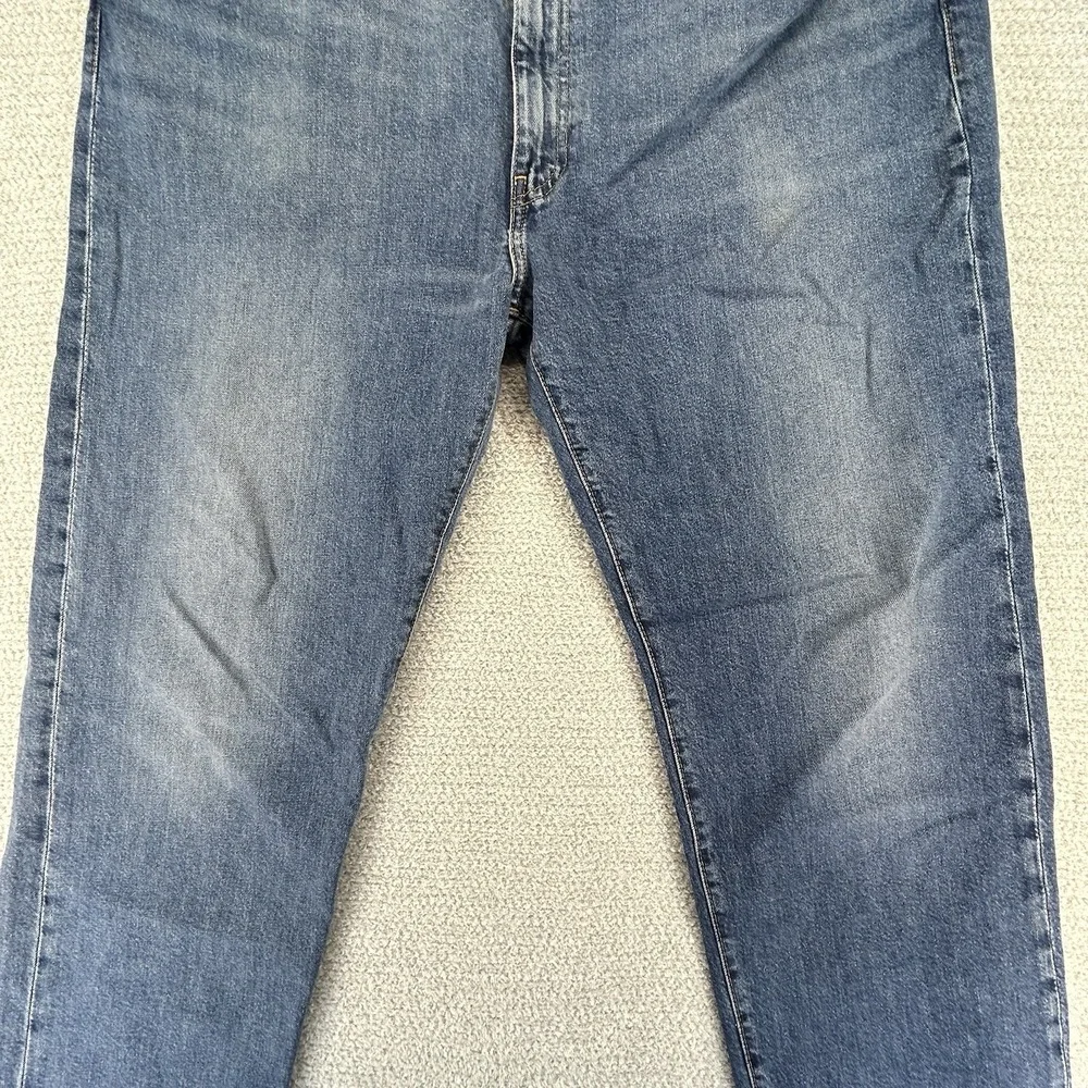 Levi's Jeans Mens 42x32 (42x31) 502 Premium Tapered Medium Wash Casual‎ Denim